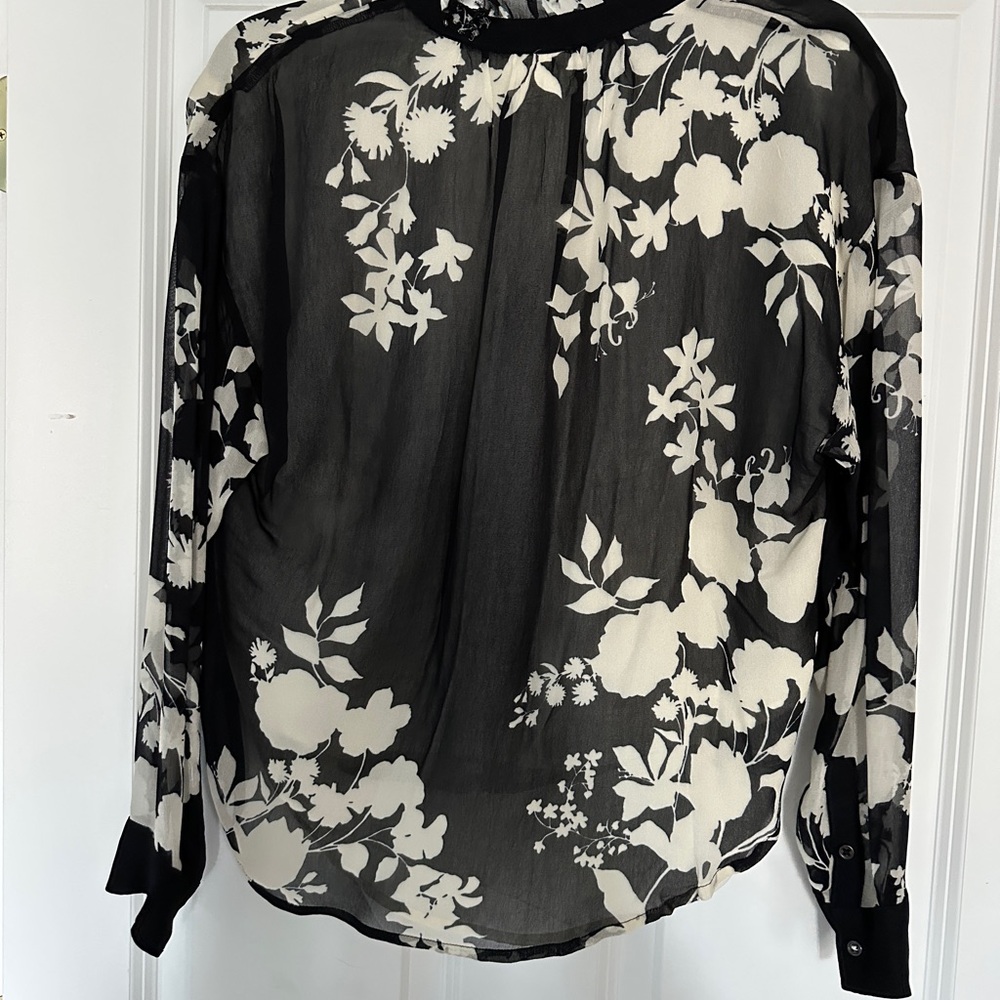 Anthropologie Pilcro Black and White Floral Blouse - Picture 3 of 7